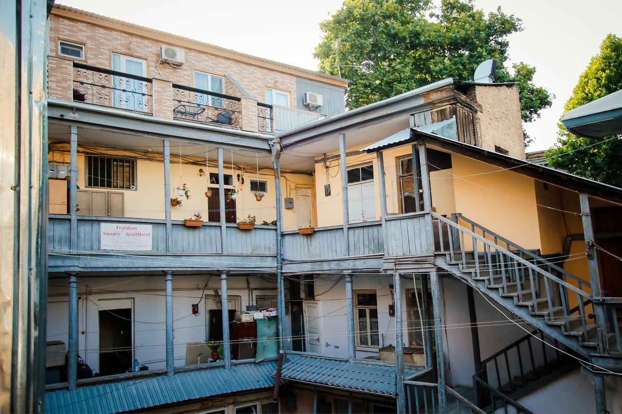 Freedom Square Apart Hotel Tbilisi Ngoại thất bức ảnh